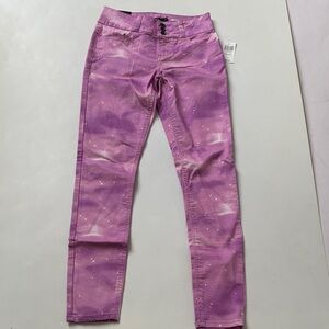 New 3, super skinny, blackheart, pastel sky, print purple pink hot topic jeans